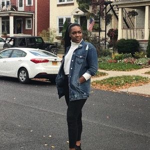 Meet your Posher, Deja